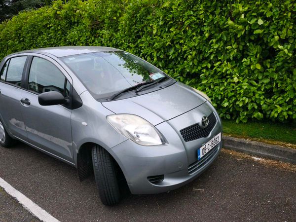 Toyota Yaris Hatchback, Petrol, 2008, Silver