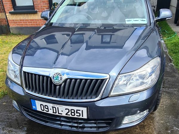 Skoda Octavia Hatchback, Petrol, 2009, Grey