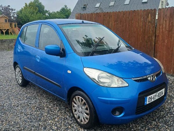 Hyundai i10 Hatchback, Petrol, 2009, Blue