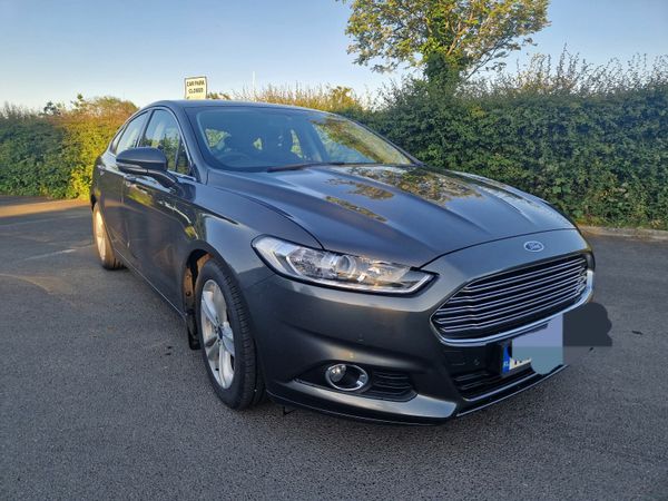 Ford Mondeo Hatchback, Diesel, 2017, Grey