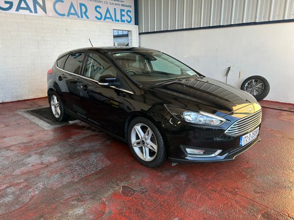 Ford Focus Hatchback, Petrol, 2017, Black