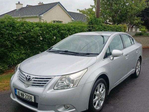 Toyota Avensis Saloon, Diesel, 2010, Silver