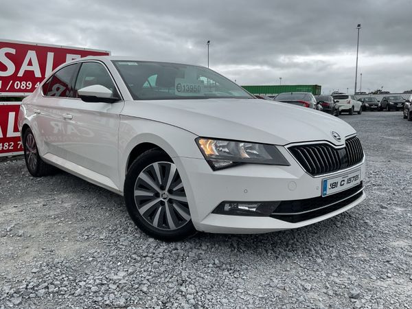 Skoda Superb Hatchback, Diesel, 2018, White