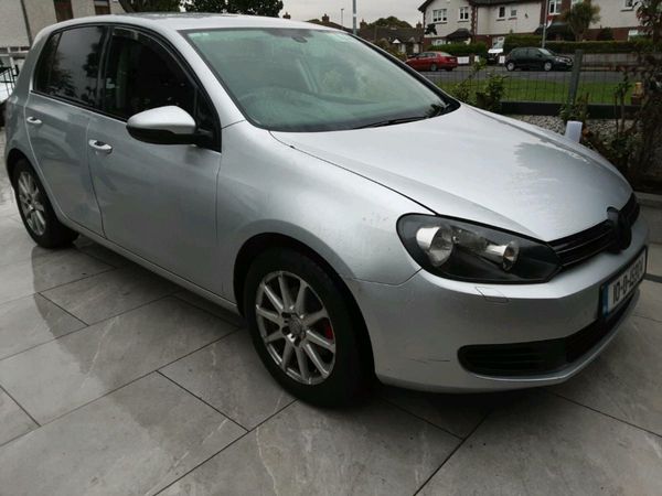 Volkswagen Golf Hatchback, Petrol, 2010, Silver