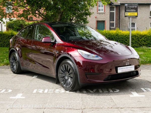 Tesla Model Y MPV, Electric, 2024, Red