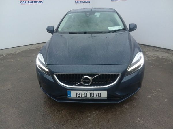 Volvo V40 Estate, Diesel, 2019, Blue
