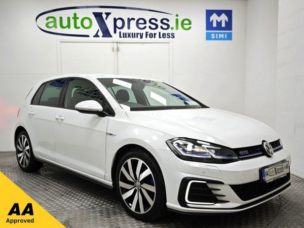 Volkswagen Golf Hatchback, Hybrid, 2018, White