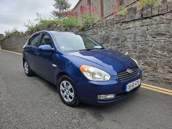 Hyundai Accent Saloon, Petrol, 2006, Blue