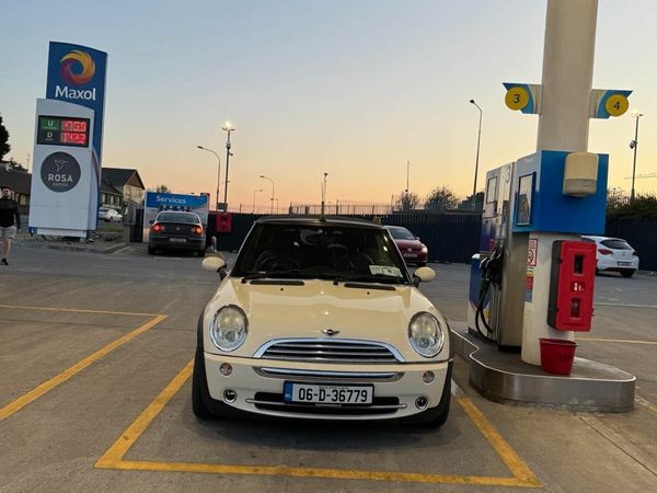 Mini Cooper Convertible, Petrol, 2006, White