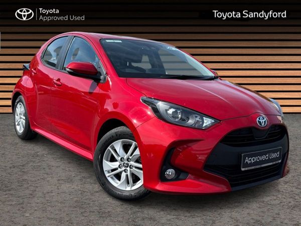 Toyota Yaris Hatchback, Hybrid, 2022, White