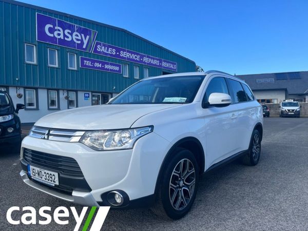 Mitsubishi Outlander Estate, Diesel, 2015, White