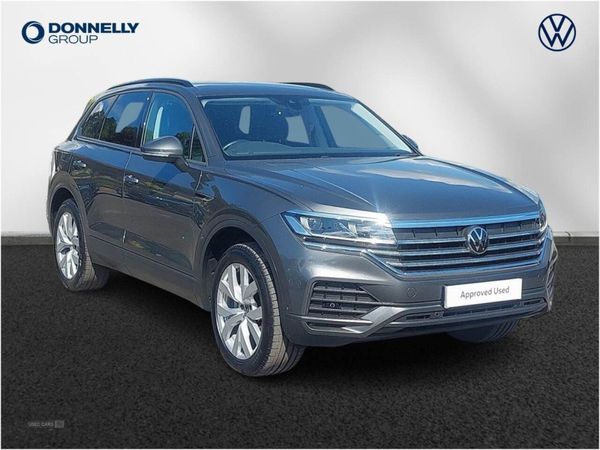 Volkswagen Touareg , Diesel, 2021, Grey