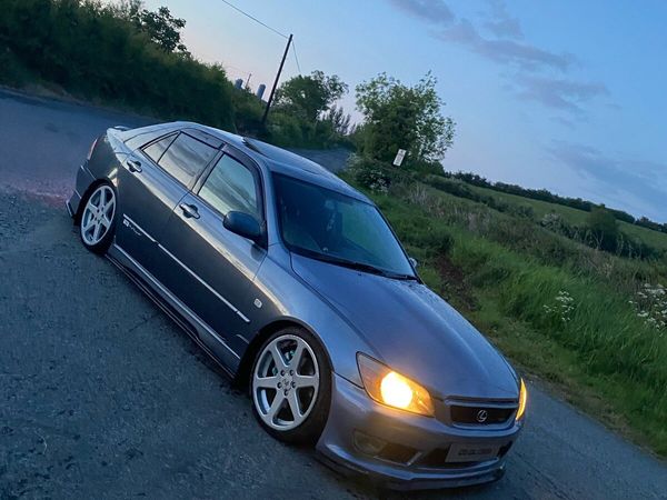 Lexus IS Saloon, Petrol, 2005, Blue