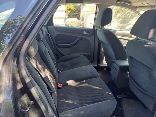 Ford Focus Saloon, Petrol, 2007, Black