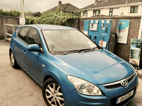 Hyundai i30 Hatchback, Diesel, 2009, Blue