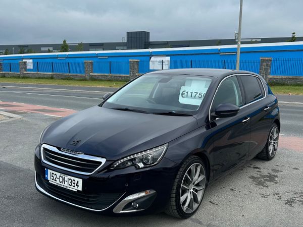 Peugeot 308 Hatchback, Petrol, 2015, Blue