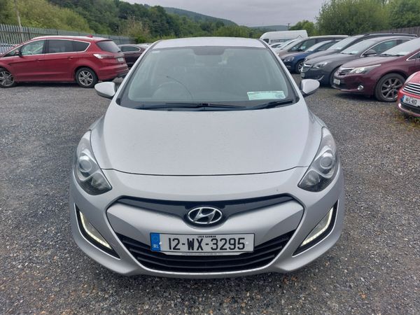 Hyundai i30 Hatchback, Diesel, 2012, Silver
