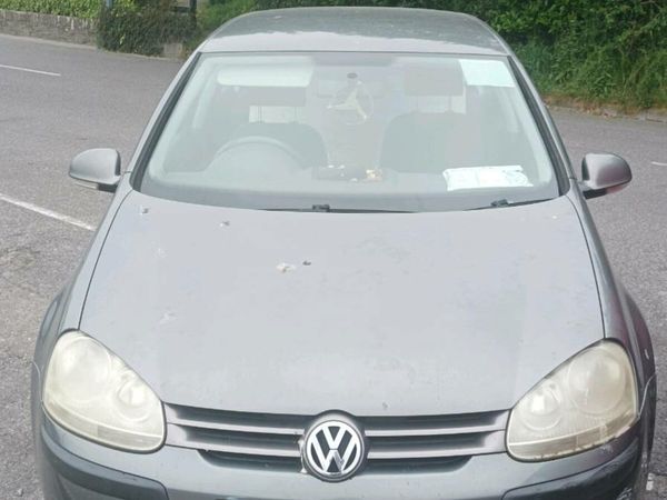 Volkswagen Golf Hatchback, Petrol, 2005, Grey