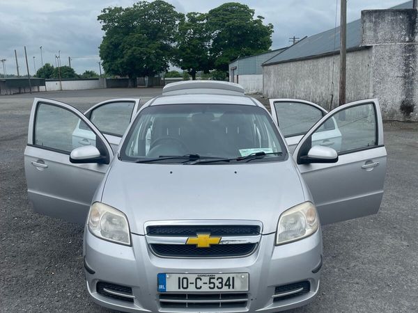 Chevrolet Aveo Saloon, Petrol, 2010, Silver