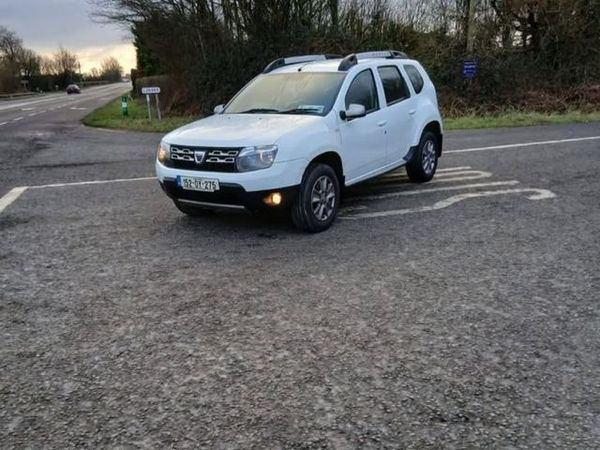 Dacia Duster SUV, Diesel, 2015, White