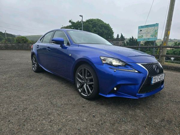 Lexus IS Saloon, Petrol Hybrid, 2013, Blue