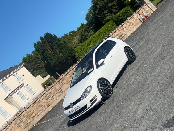 Volkswagen Golf Estate, Diesel, 2017, White