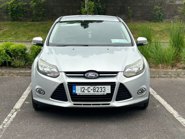 Ford Focus Hatchback, Diesel, 2012, Silver