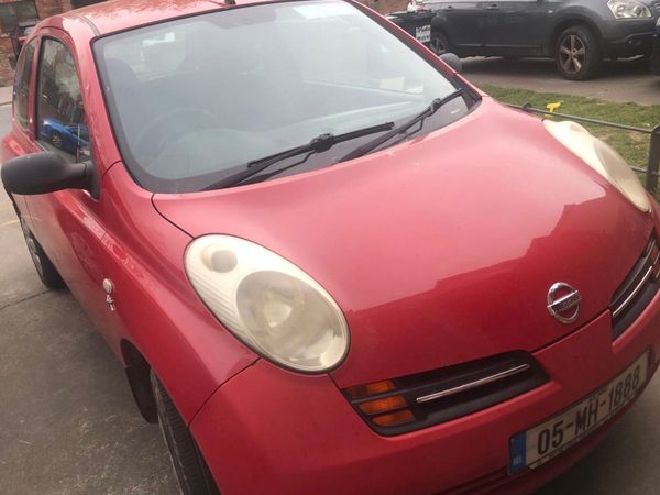 Nissan Micra Hatchback, Petrol, 2005, Red