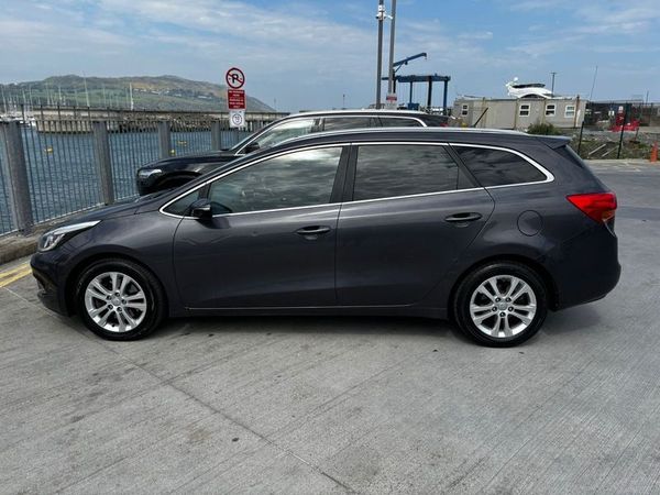 Kia Ceed Estate/Jeep, Diesel, 2013, Silver