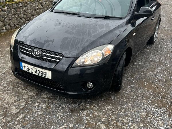 Kia Ceed Hatchback, Diesel, 2008, Black