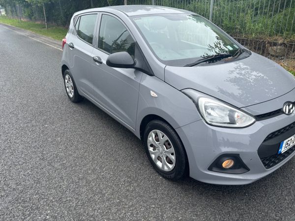 Hyundai i10 Hatchback, Petrol, 2015, Grey