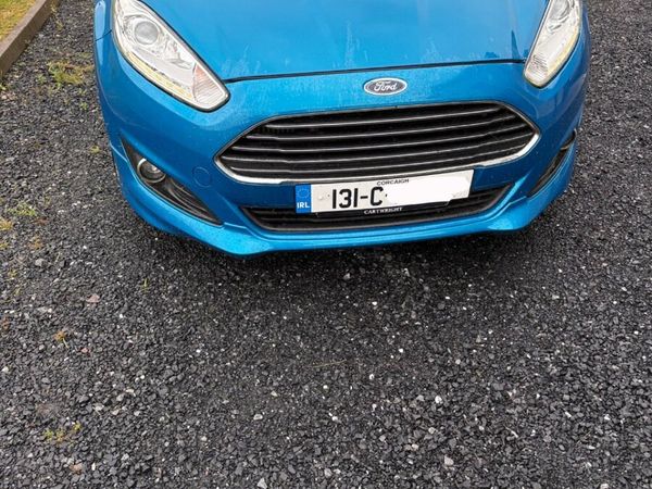 Ford Fiesta Hatchback, Petrol, 2013, Blue