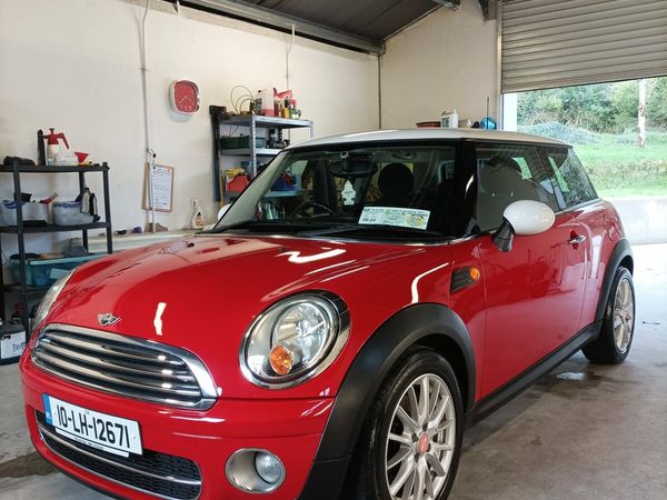 Mini Cooper Hatchback, Diesel, 2010, Red