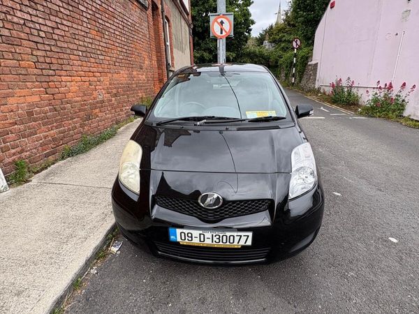 Toyota Vitz Hatchback, Petrol, 2009, Black