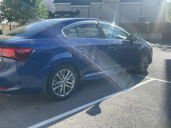 Toyota Avensis Saloon, Diesel, 2016, Blue