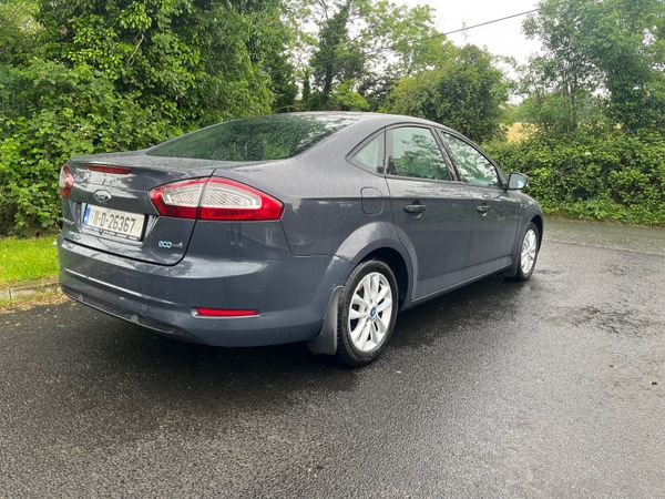 Ford Mondeo Saloon, Diesel, 2011, Blue