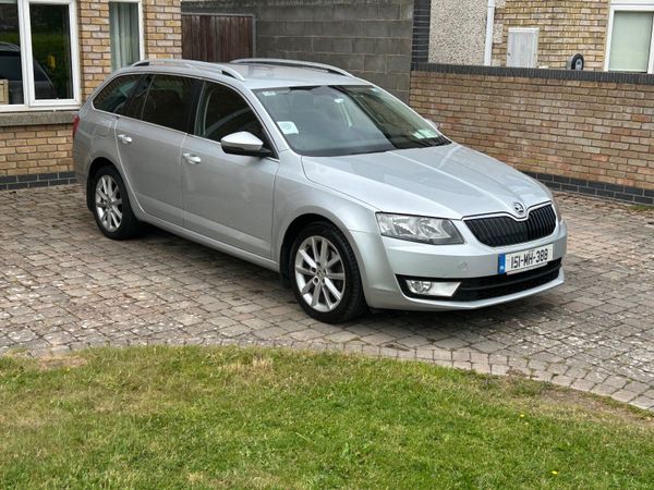 Skoda Octavia Estate, Diesel, 2015, Silver