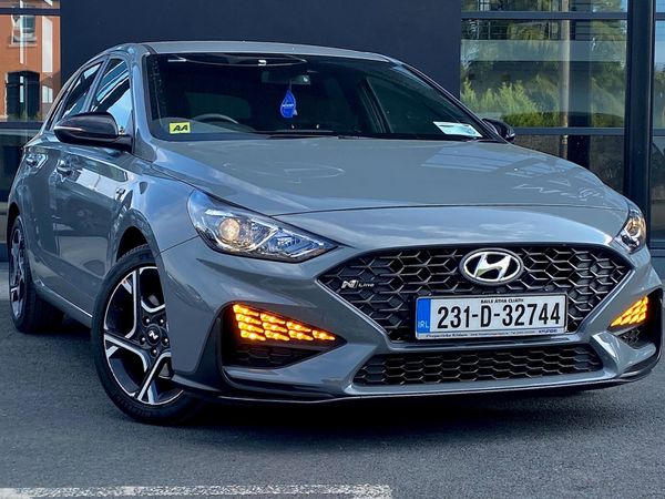 Hyundai i30 Hatchback, Petrol, 2023, Grey