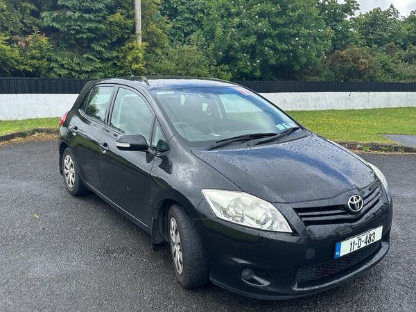 Toyota Auris Hatchback, Diesel, 2011, Black