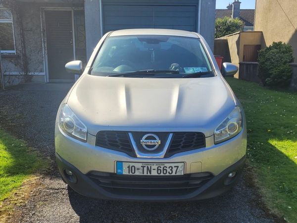 Nissan Qashqai Hatchback, Diesel, 2010, Silver