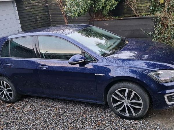 Volkswagen Golf Estate, Electric, 2019, Blue