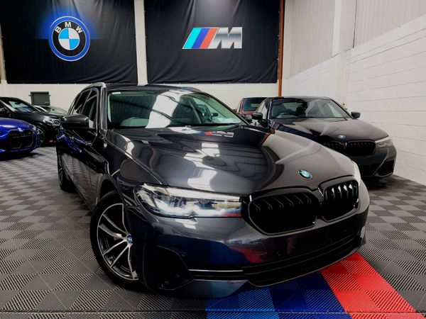 BMW 5-Series Estate/Jeep, Diesel, 2021, Grey