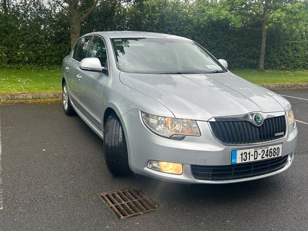 Skoda Superb Saloon, Diesel, 2013, Silver