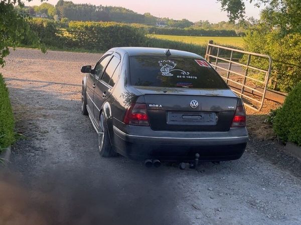 Volkswagen Bora Saloon, Diesel, 2005, Black