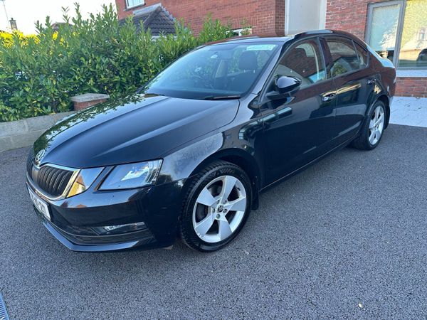 Skoda Octavia Saloon, Petrol, 2018, Black