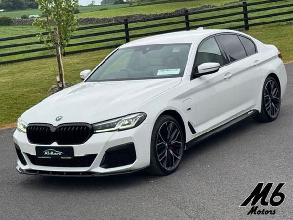BMW 5-Series Saloon, Hybrid, 2021, White