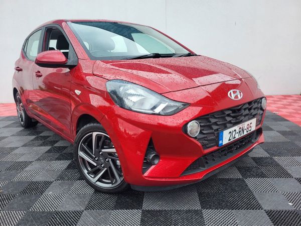 Hyundai i10 Hatchback, Petrol, 2021, Red