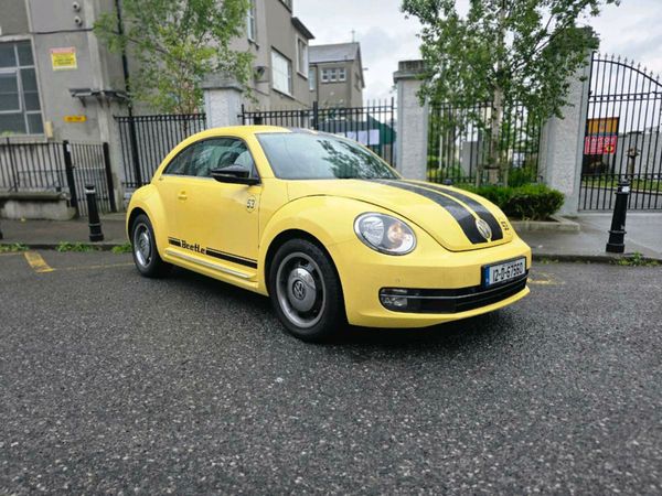 Volkswagen Beetle Coupe, Petrol, 2012, Yellow