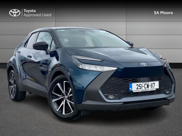 Toyota C-HR SUV, Hybrid, 2025, 