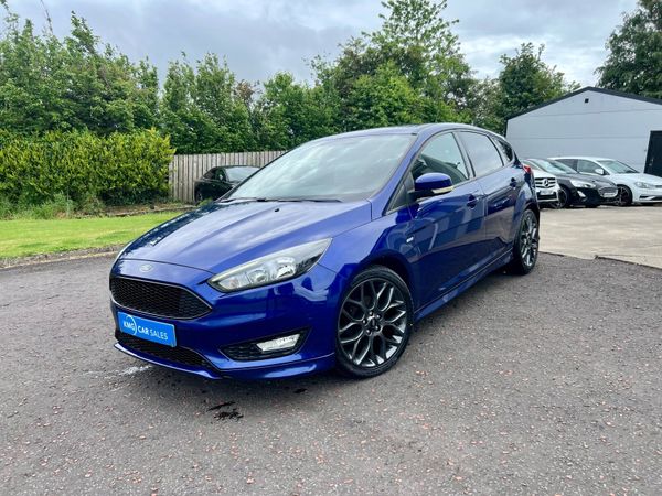 Ford Focus Hatchback, Diesel, 2017, Blue